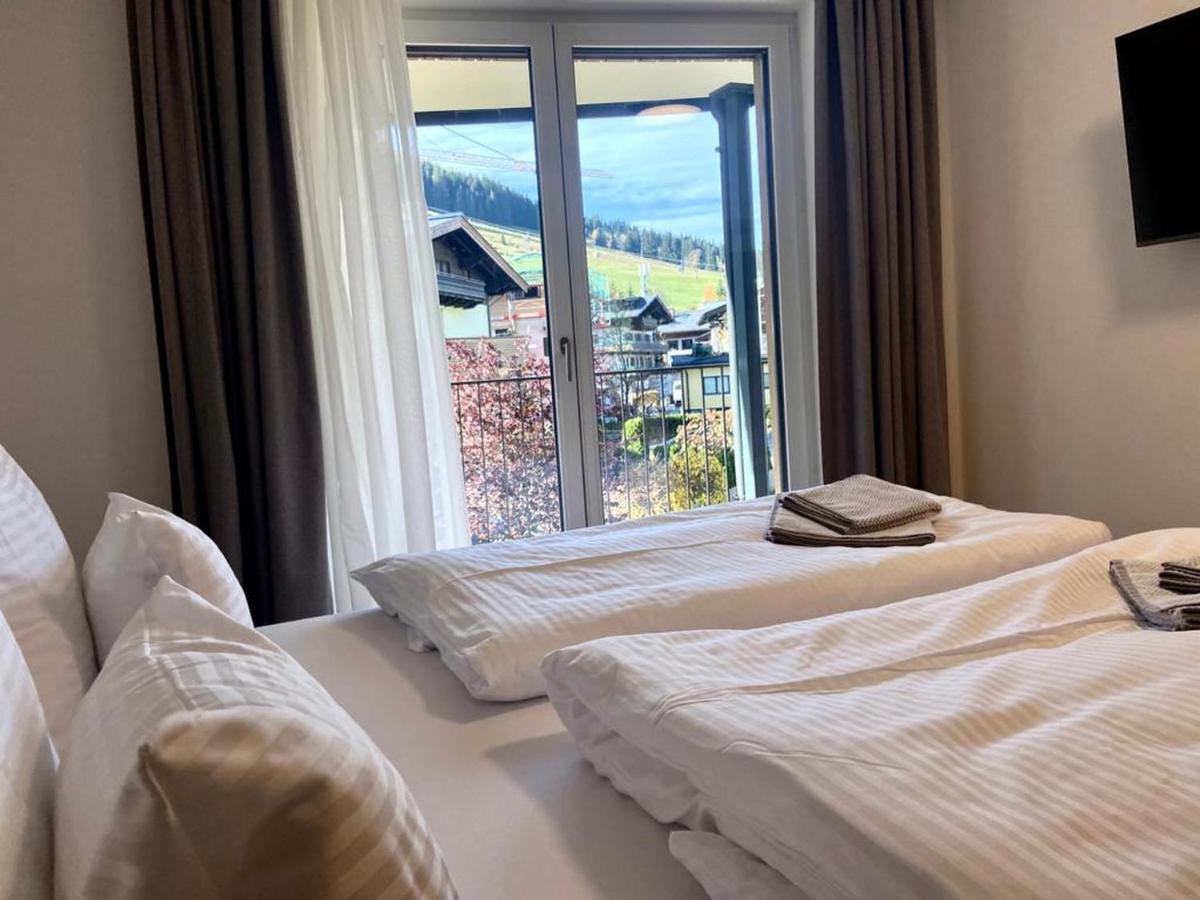 BERGZEIT Penthouse Appartements Saalbach-Hinterglemm Extérieur photo