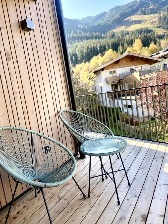 BERGZEIT Penthouse Appartements Saalbach-Hinterglemm Extérieur photo